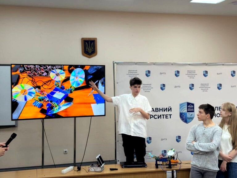 3994 image for slide