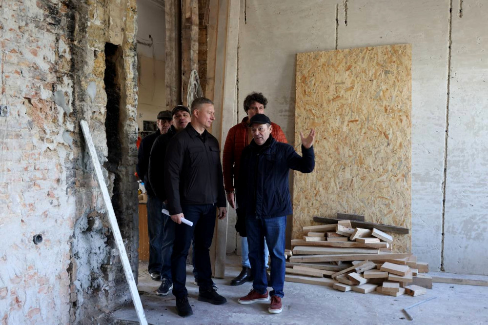 8806 image for slide