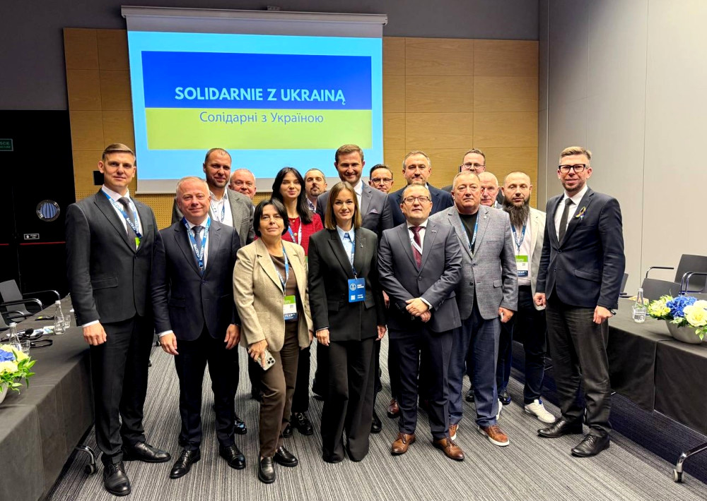 8992 image for slide