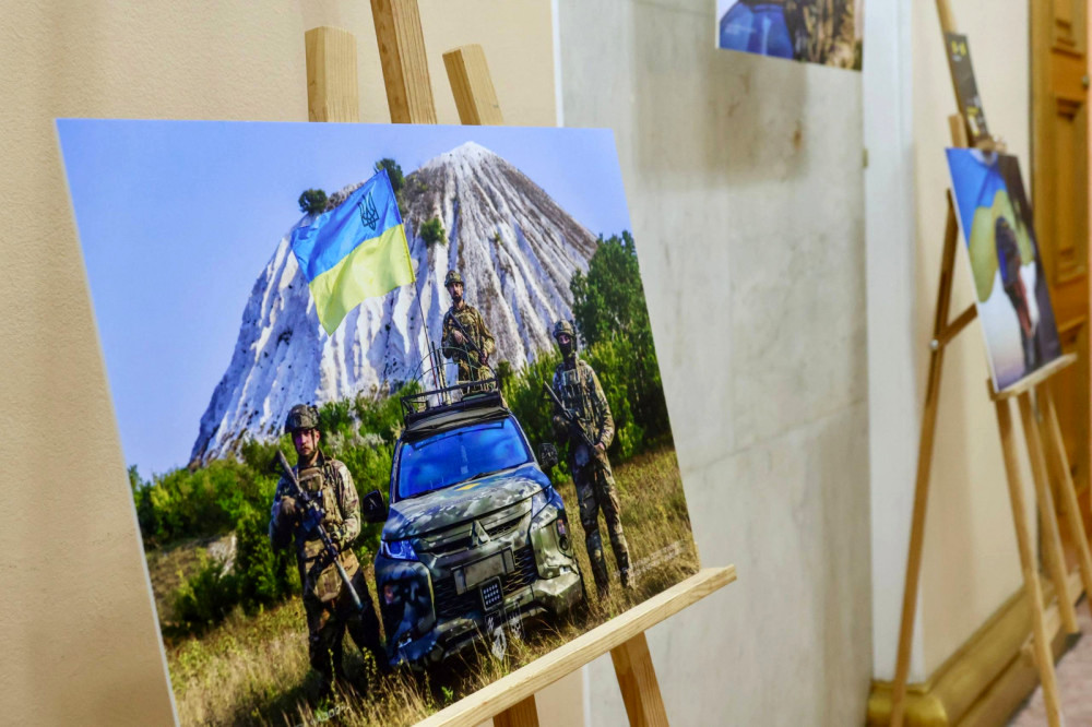 9844 image for slide